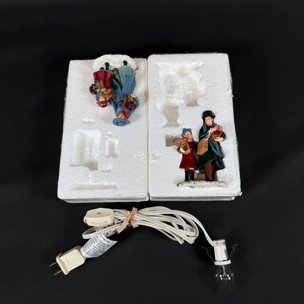 Village Square Holiday 9-pc Starter Set Christmas Village 2002 light house